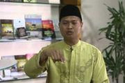 Menjenguk Saudaranya Yang Sakit
