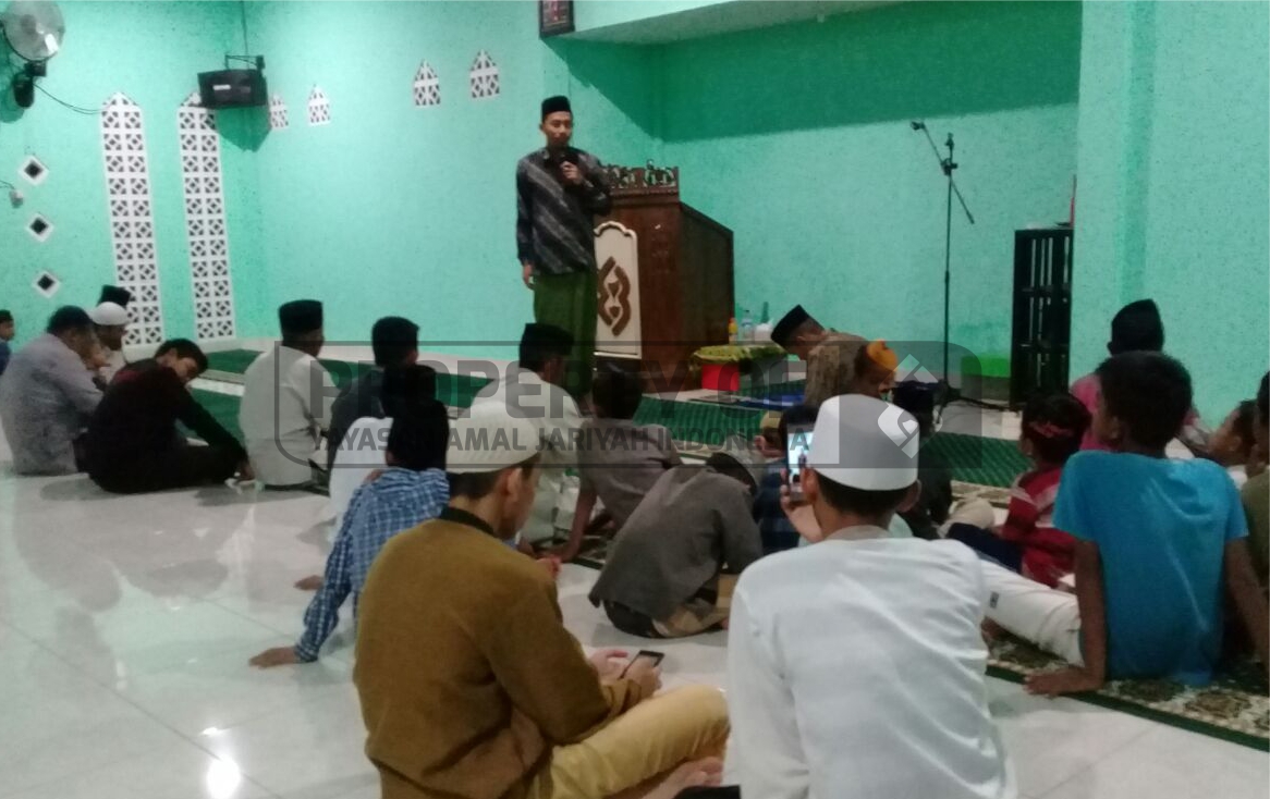 Markaz Ali Az-Zahrany Rangkai Kajian Maknah dengan Pembagian Sembako